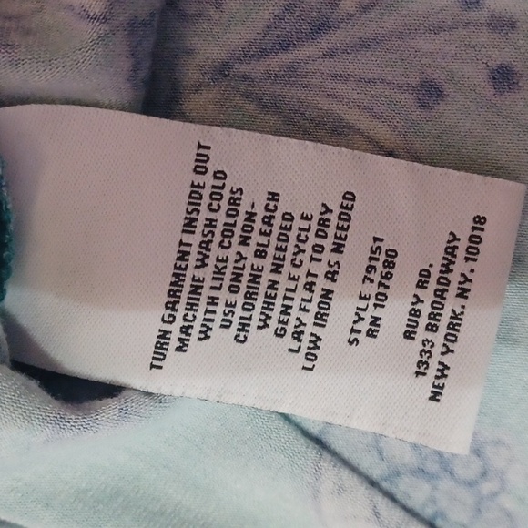 Ruby Rd. Floral 3/4 Sleeve Top - Picture 3 of 15